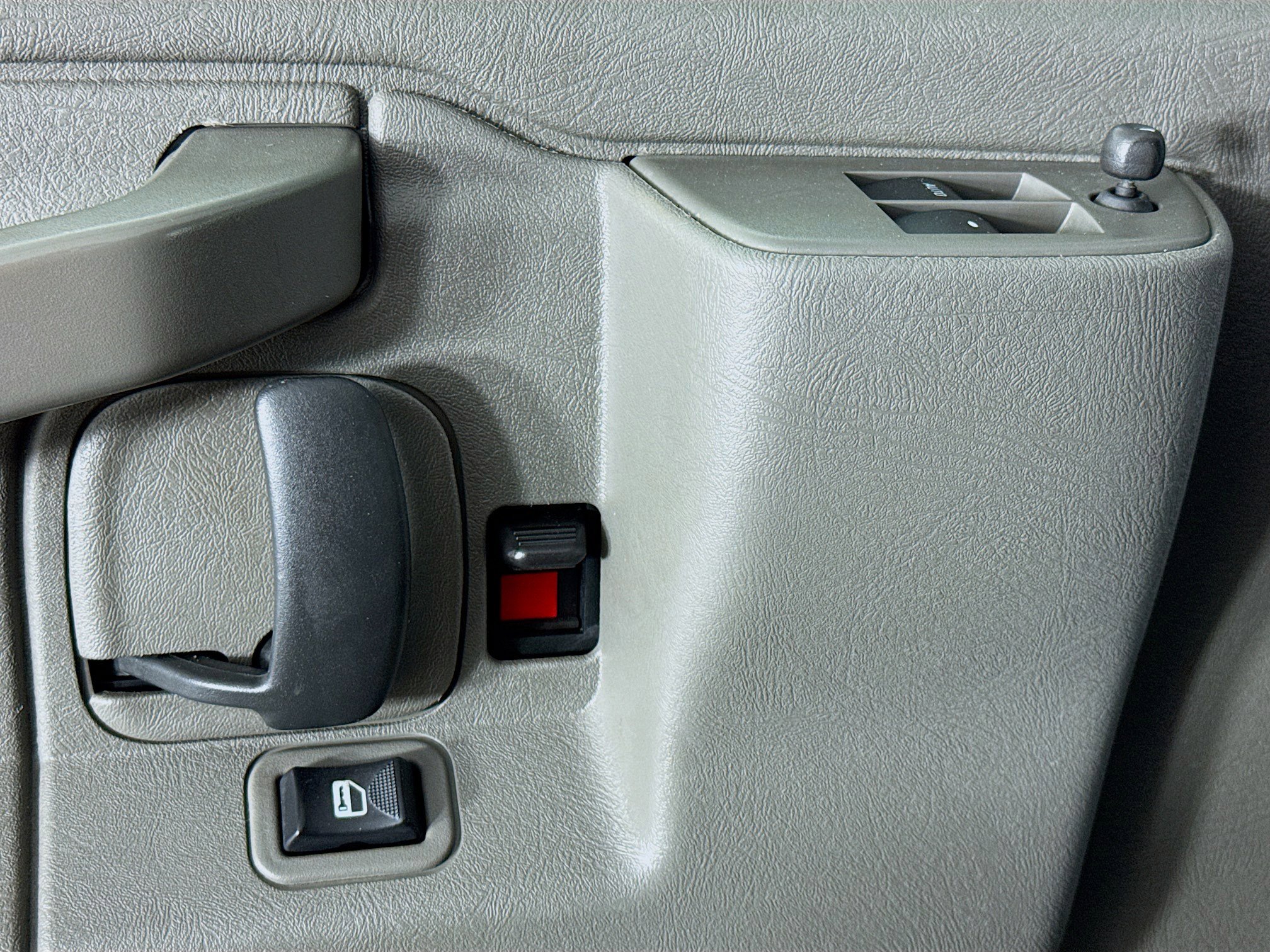 Used 2022 Chevrolet Express 2500 Work Van image 19