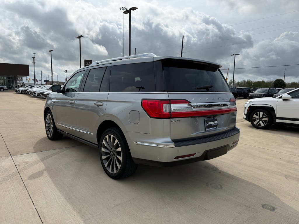 Used 2020 Lincoln Navigator Reserve image 7