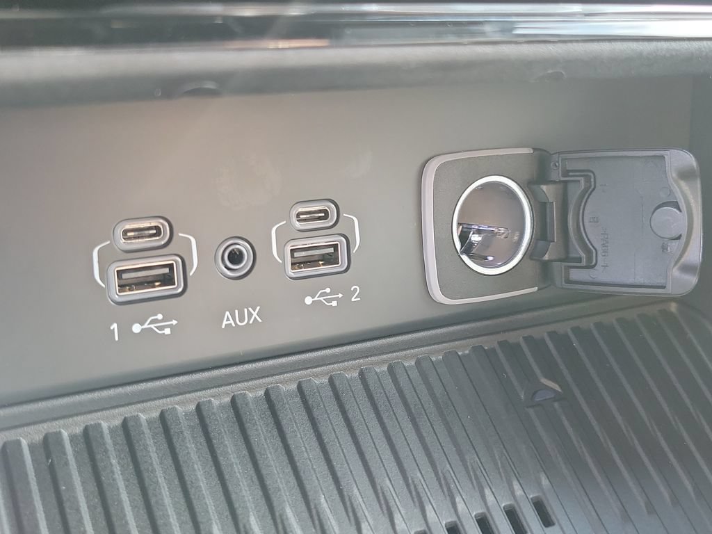 New 2027 Jeep Grand Cherokee Limited AWD/4WD image 18