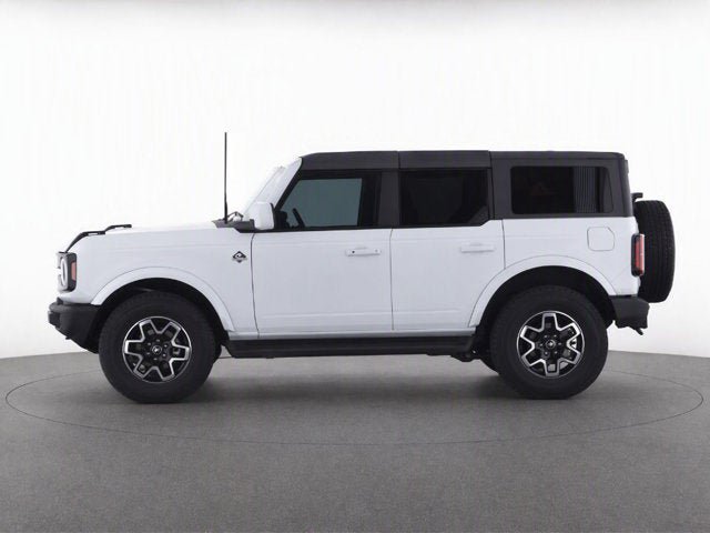 Used 2025 Ford Bronco Outer Banks AWD/4WD image 8
