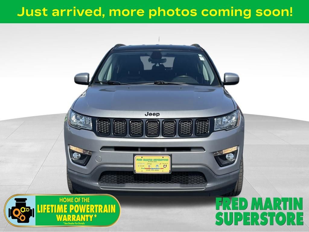 Used 2018 Jeep Compass Latitude w/ Popular Equipment Group image 1