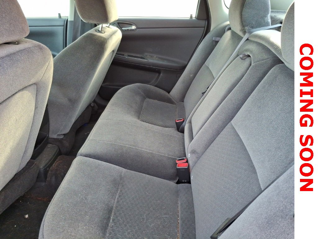 Used 2015 Chevrolet Impala LT w/ LT Sunroof Package image 7