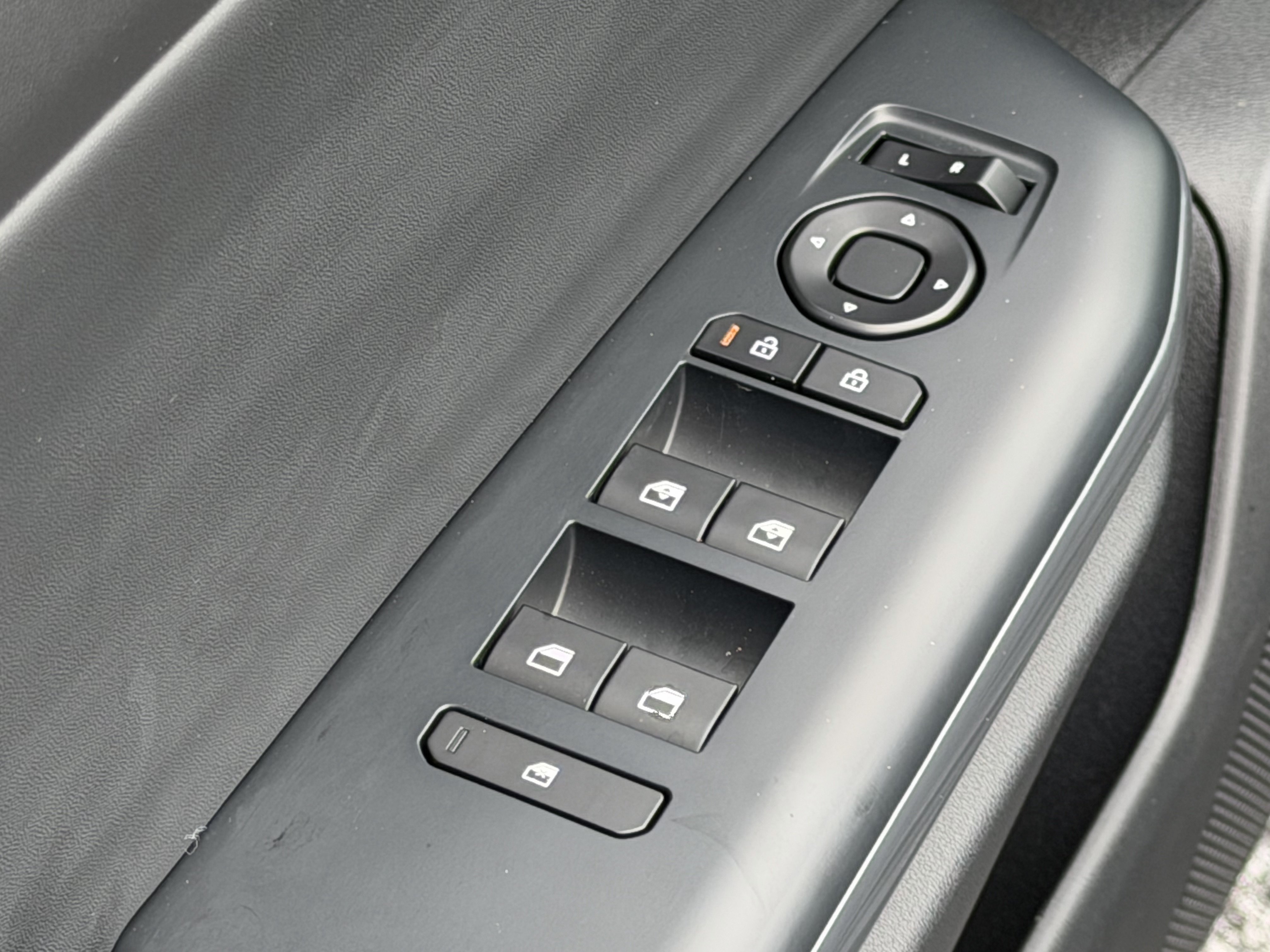 New 2026 Kia K4 GT-Line Turbo FWD image 37