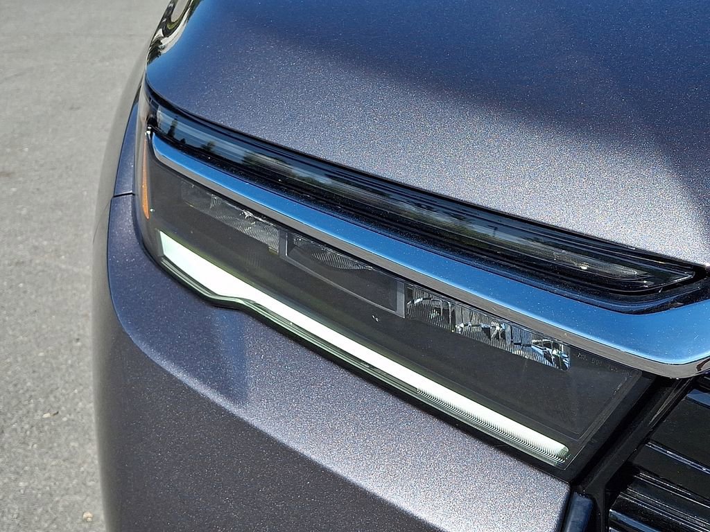 Used 2026 Honda Pilot Elite image 12