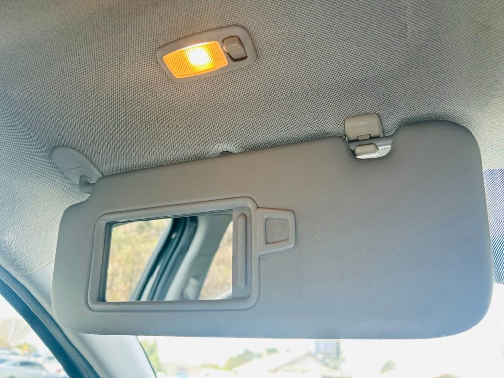 Used 2021 Hyundai Elantra SEL w/ Cargo Package image 38