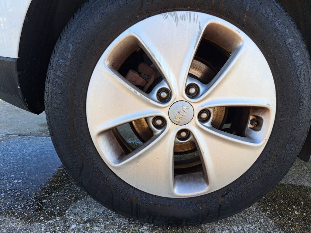 Used 2016 Kia Soul Base image 21