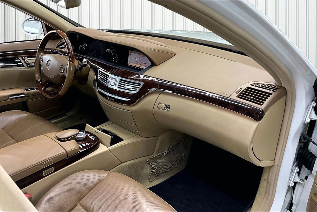 Used 2009 Mercedes-Benz S 550 4MATIC image 28