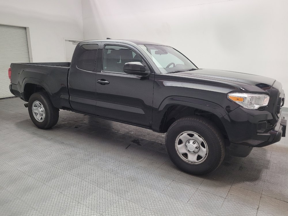 Used 2020 Toyota Tacoma SR w/ SR Convenience Package RWD image 11