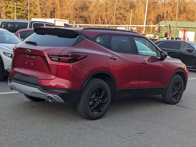 New 2025 Chevrolet Blazer LT w/ Midnight/Sport Edition image 3