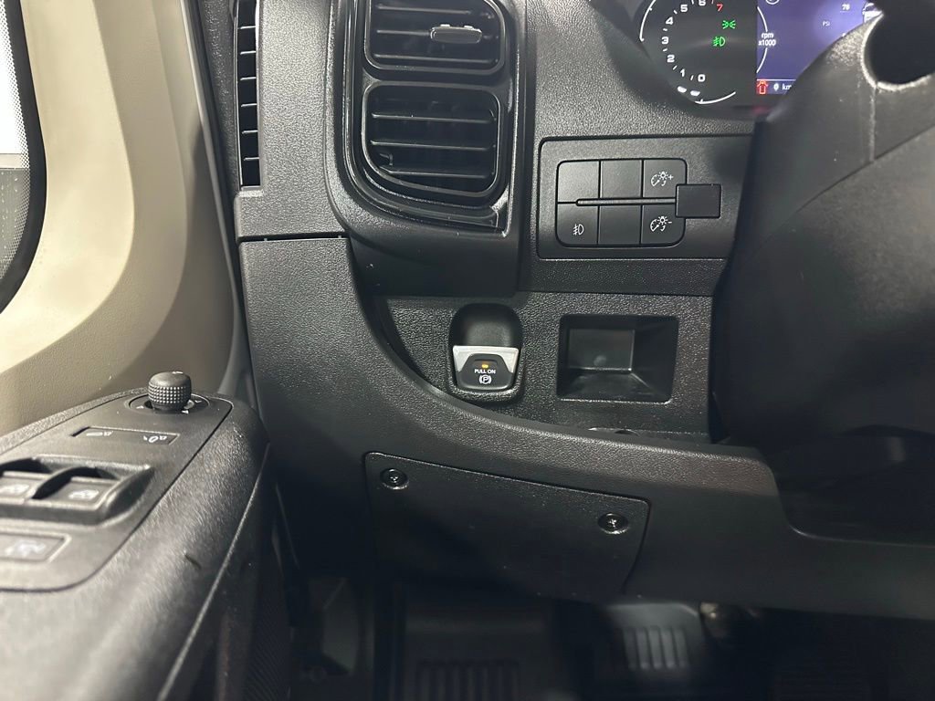 Used 2022 RAM ProMaster 3500 w/ Premium Convenience Group (B) FWD image 15