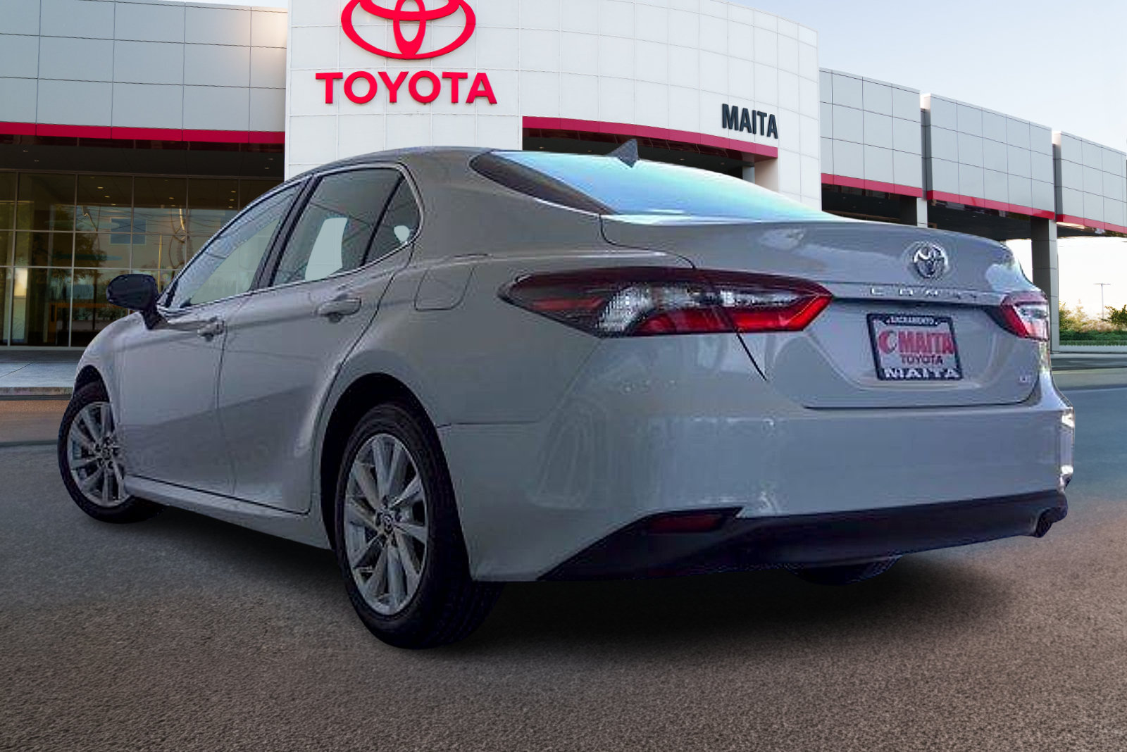 Certified 2024 Toyota Camry LE FWD image 7