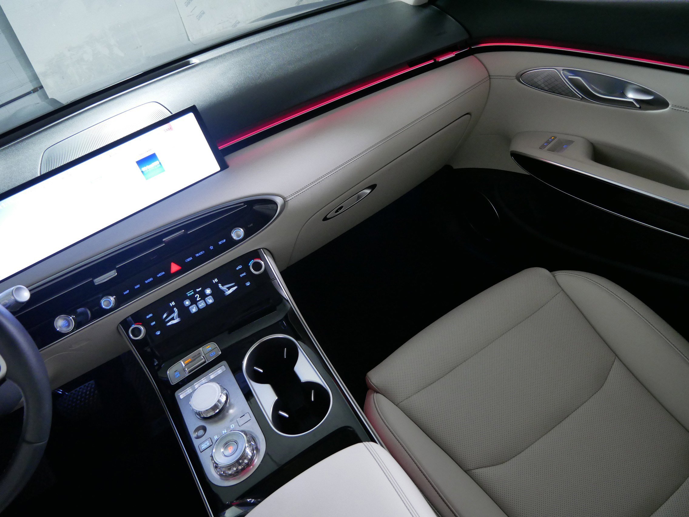 Certified 2026 Genesis GV70 2.5T AWD/4WD image 11