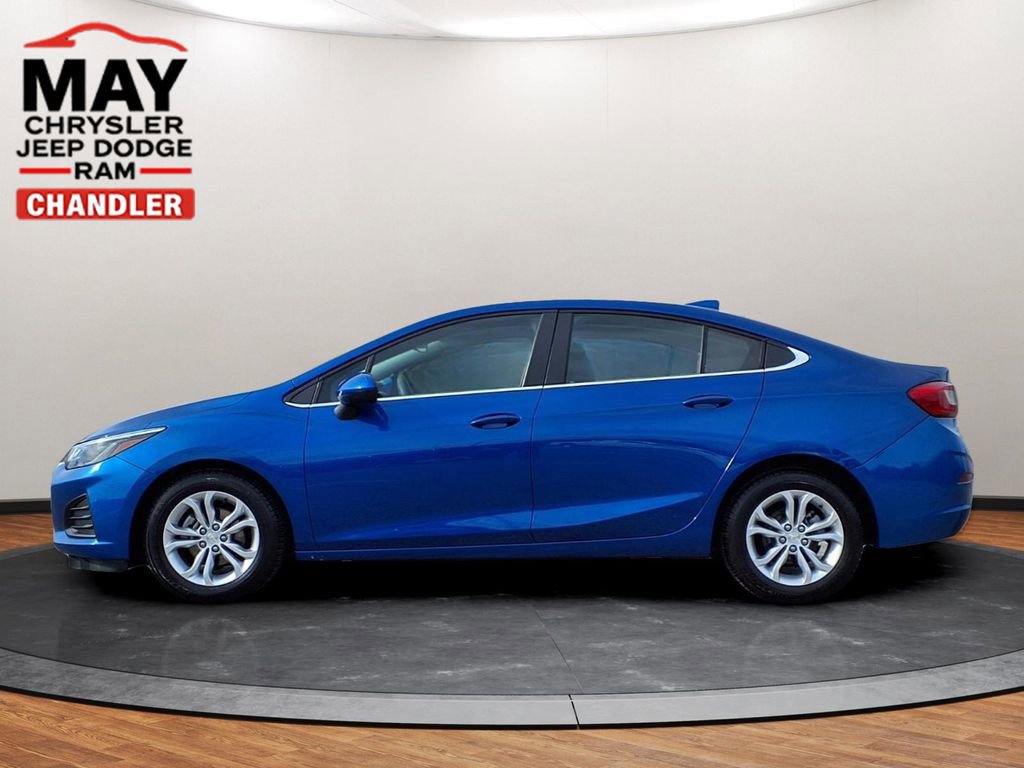 Used 2019 Chevrolet Cruze LT image 17