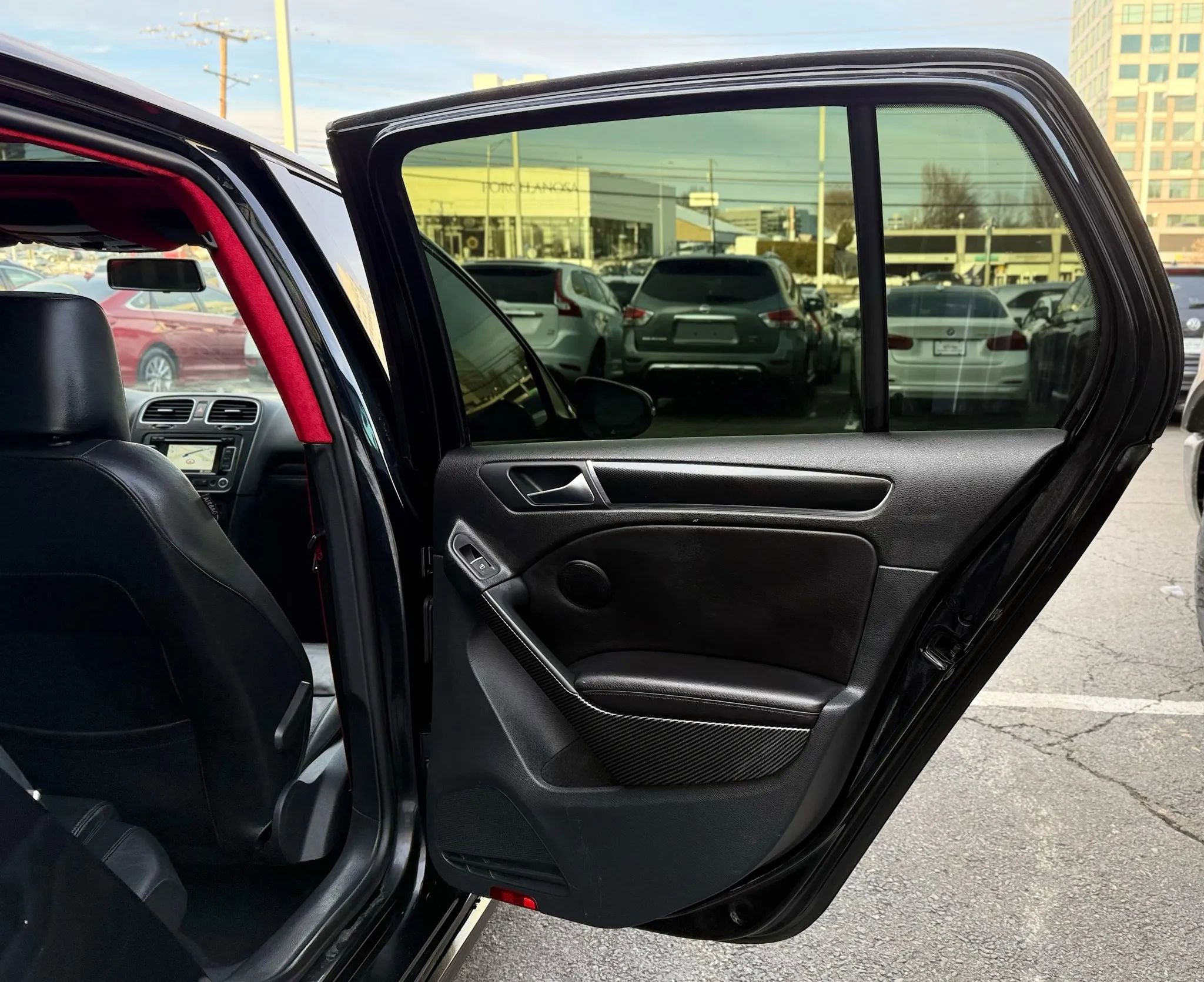 Used 2014 Volkswagen GTI Driver's Edition image 29