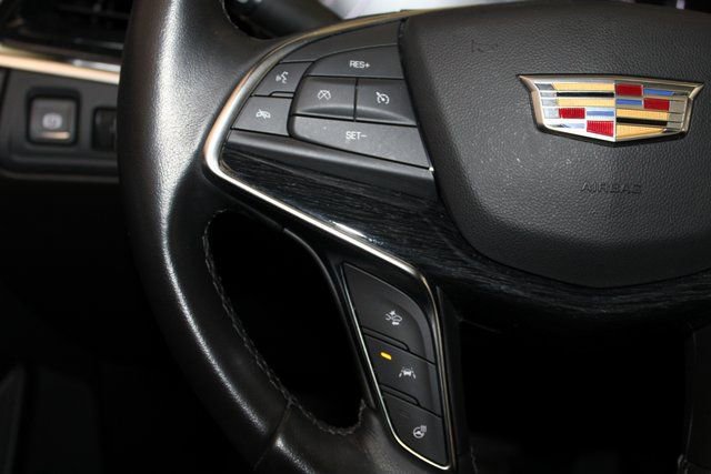 Certified 2023 Cadillac XT5 Premium Luxury w/ LPO, Floor Liner Package image 21