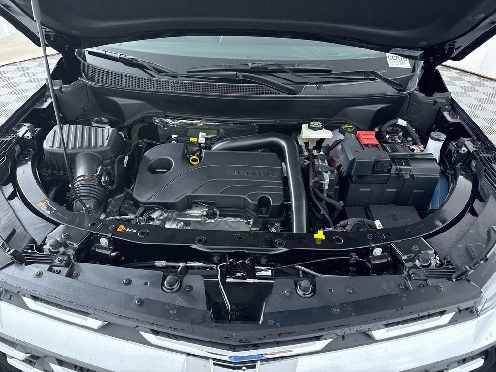 New 2027 Chevrolet Equinox LT w/ Safety and Technology Package FWD image 28