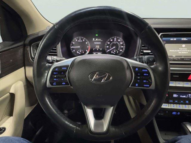 Used 2019 Hyundai Sonata Limited w/ Ultimate Package 04 FWD image 30