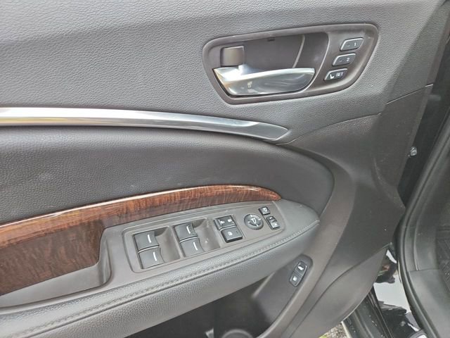 Used 2018 Acura MDX FWD w/ Technology Package image 13