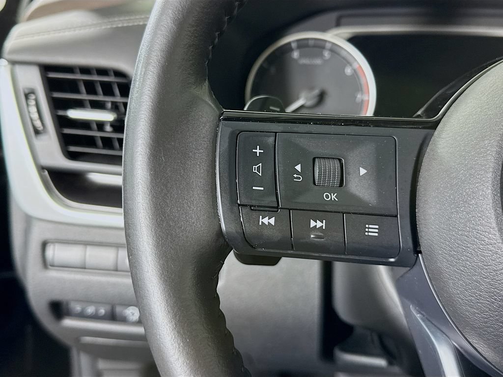 Certified 2023 Nissan Rogue SV w/ SV Premium B Package AWD/4WD image 21
