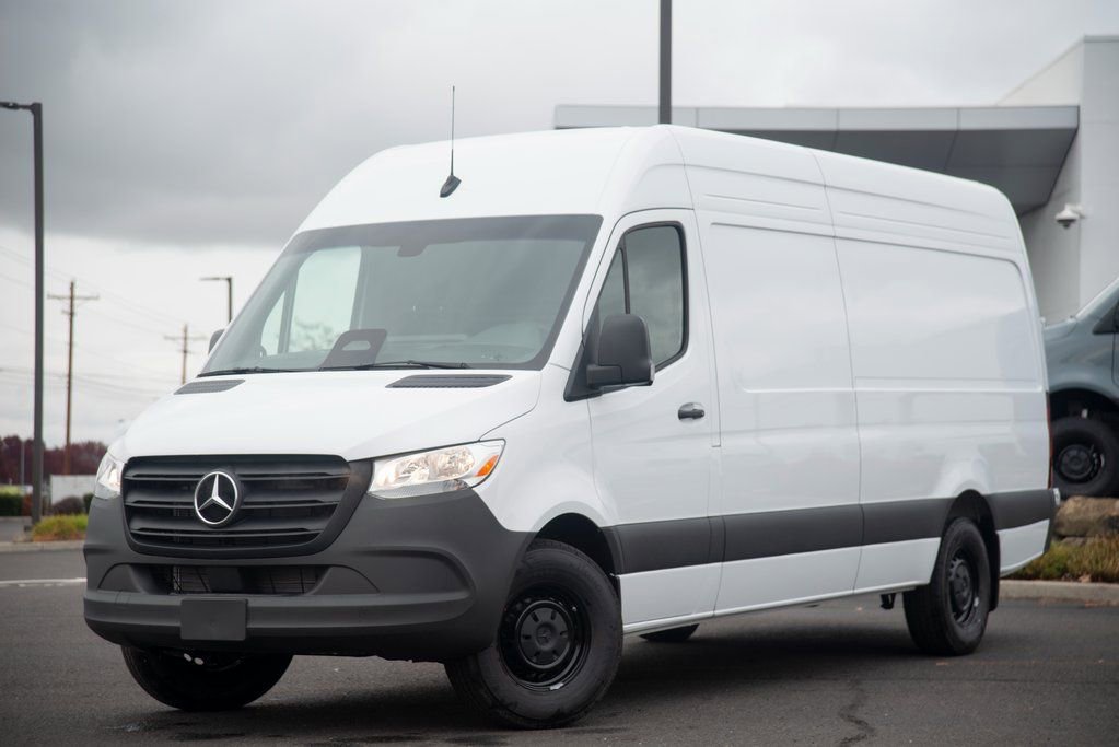 New 2025 Mercedes-Benz Sprinter 2500