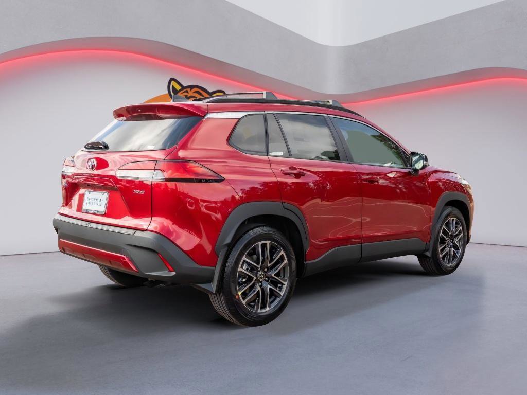 Used 2026 Toyota Corolla Cross XLE w/ Convenience Package image 5