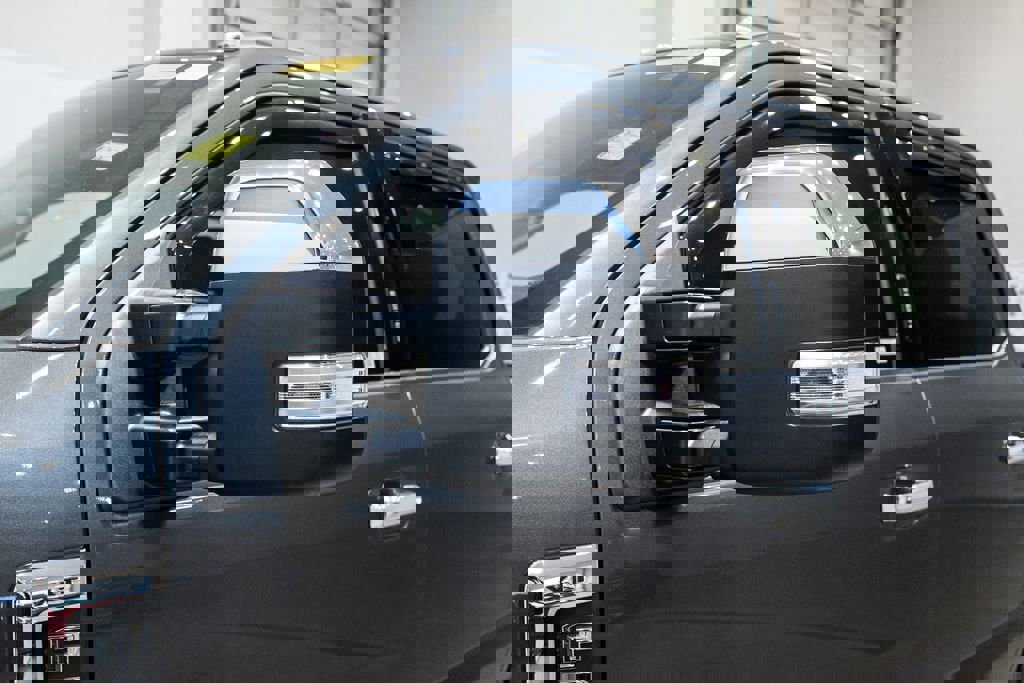 Used 2020 Ford F350 XLT w/ XLT Premium Package image 12