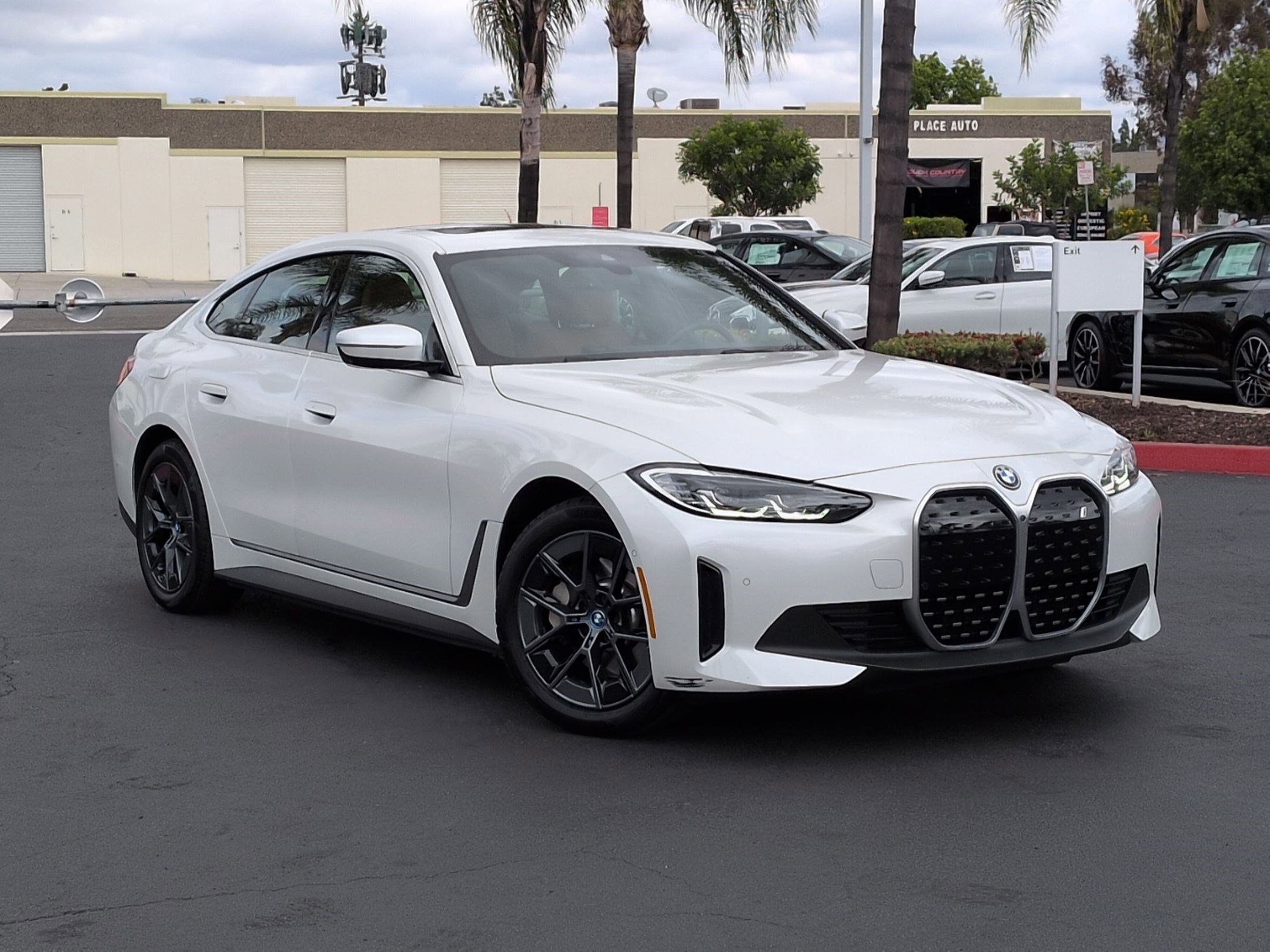 Certified 2023 BMW i4 eDrive35 w/ Parking Assistance Package RWD image 2