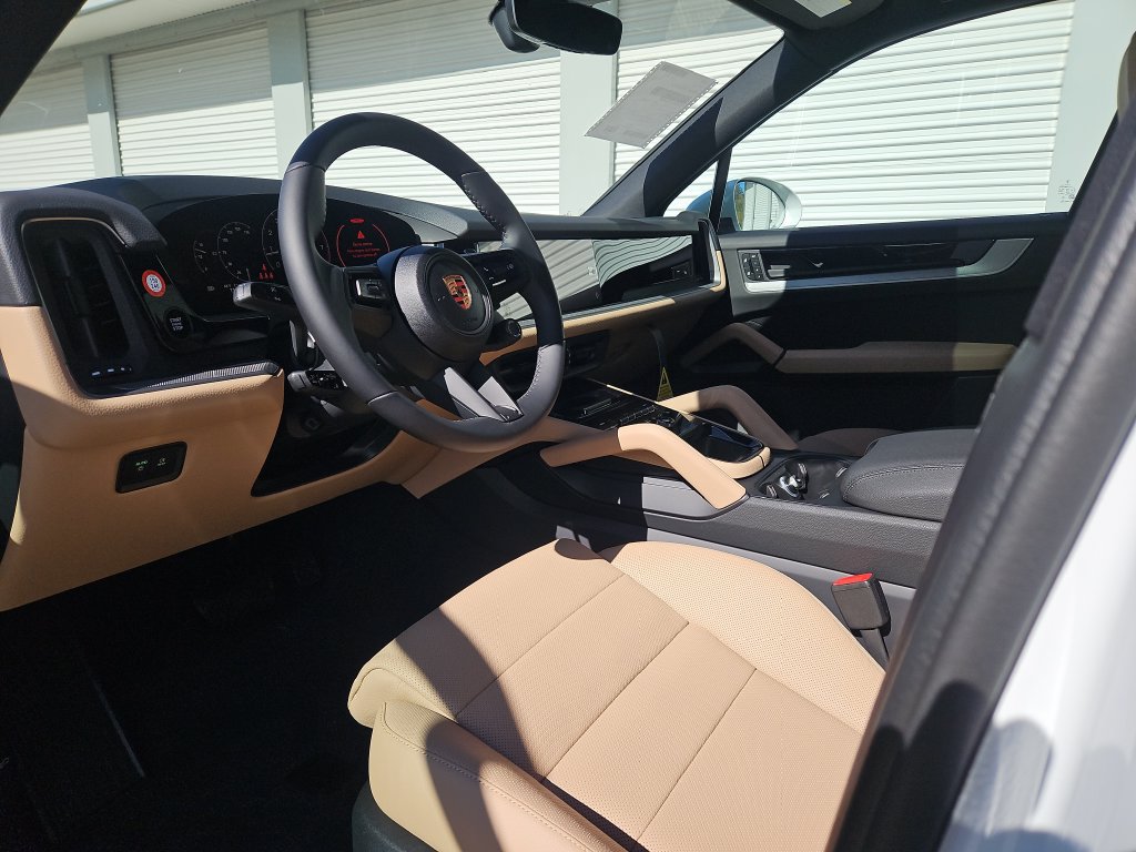 New 2026 Porsche Cayenne AWD/4WD image 4