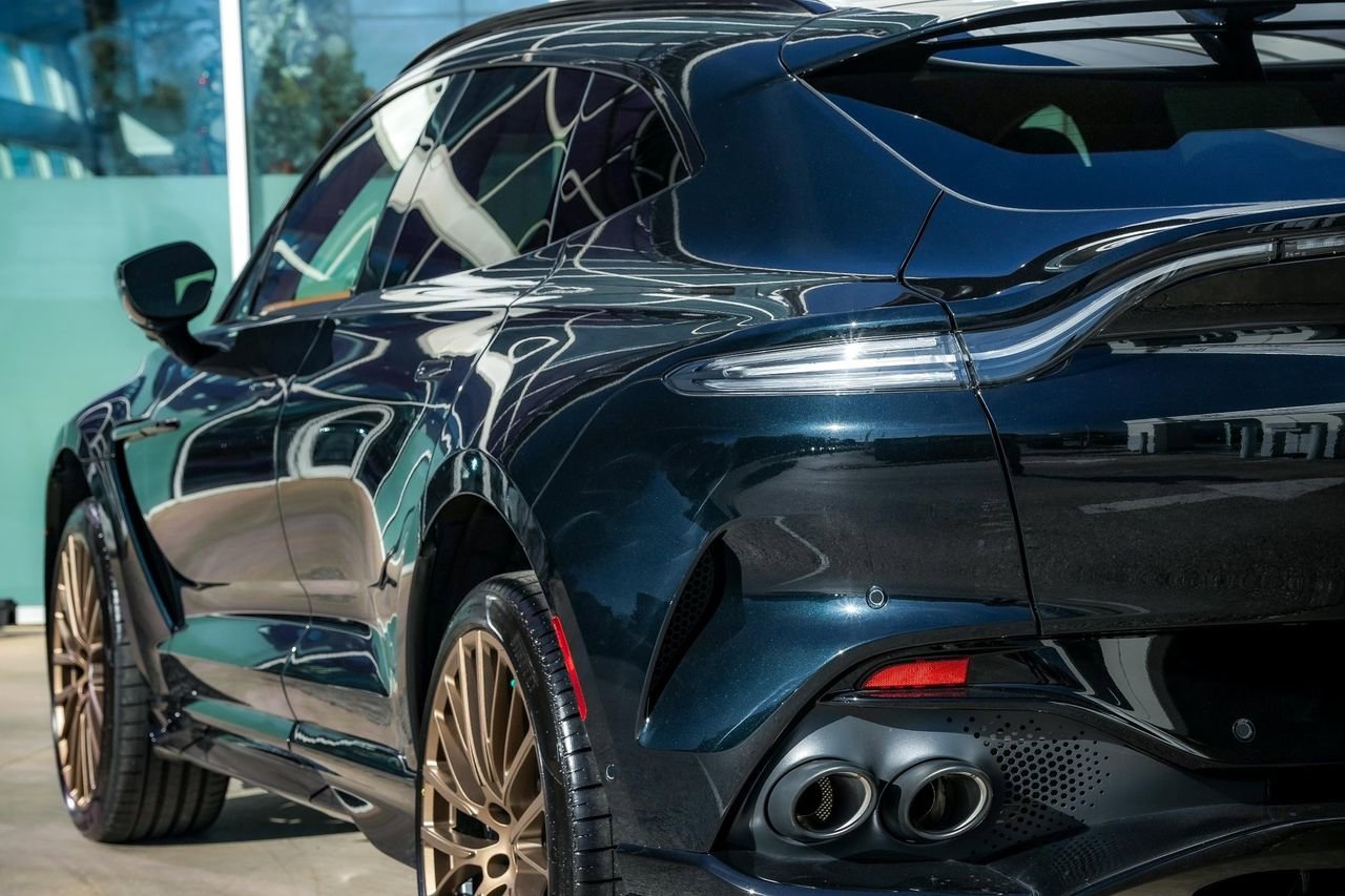 New 2026 Aston Martin DBX 707 image 11