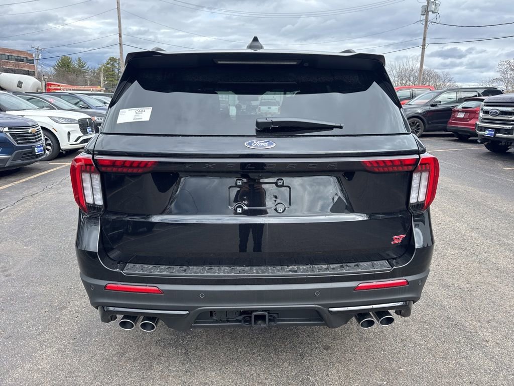 New 2026 Ford Explorer ST image 7