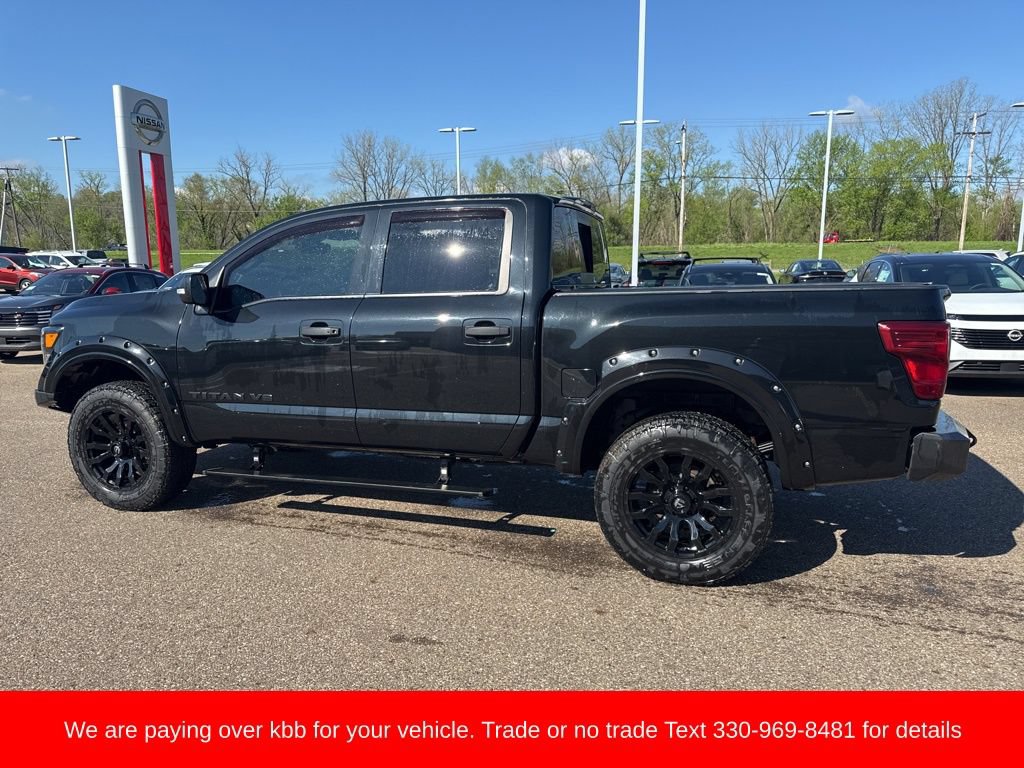 Used 2019 Nissan Titan SL w/ Midnight Edition AWD/4WD image 7