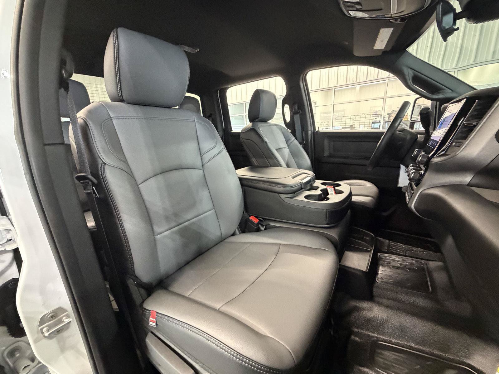 New 2026 RAM 4500 Tradesman AWD/4WD image 20