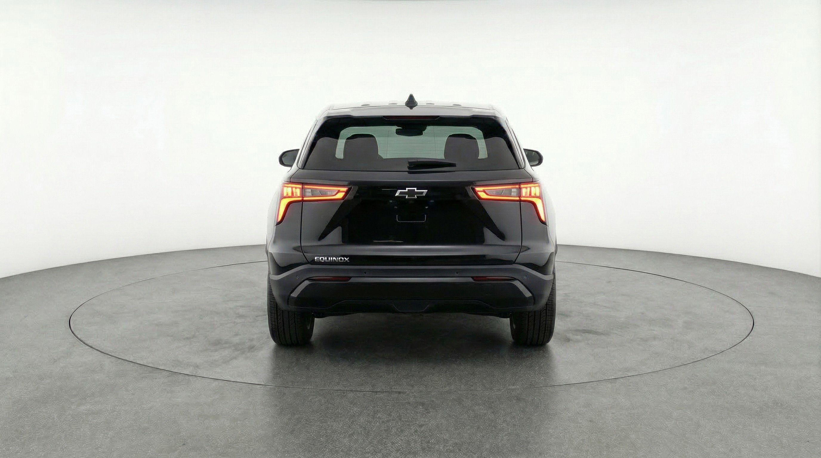 Used 2025 Chevrolet Equinox LT FWD image 7