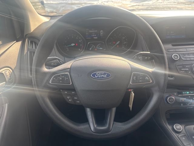 Used 2016 Ford Focus SE image 16