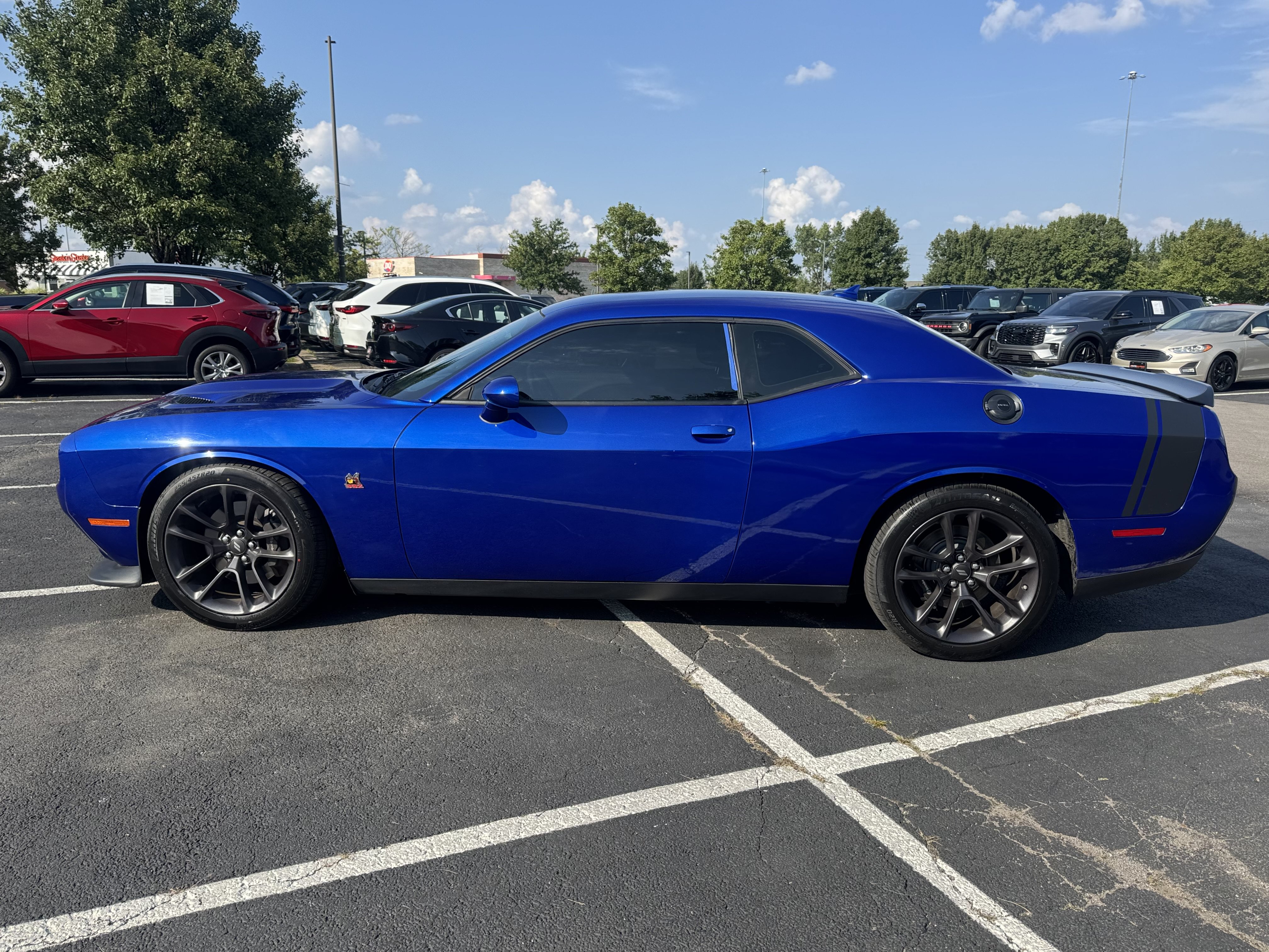 Used 2022 Dodge Challenger R/T Scat Pack w/ Driver Convenience Group RWD image 11