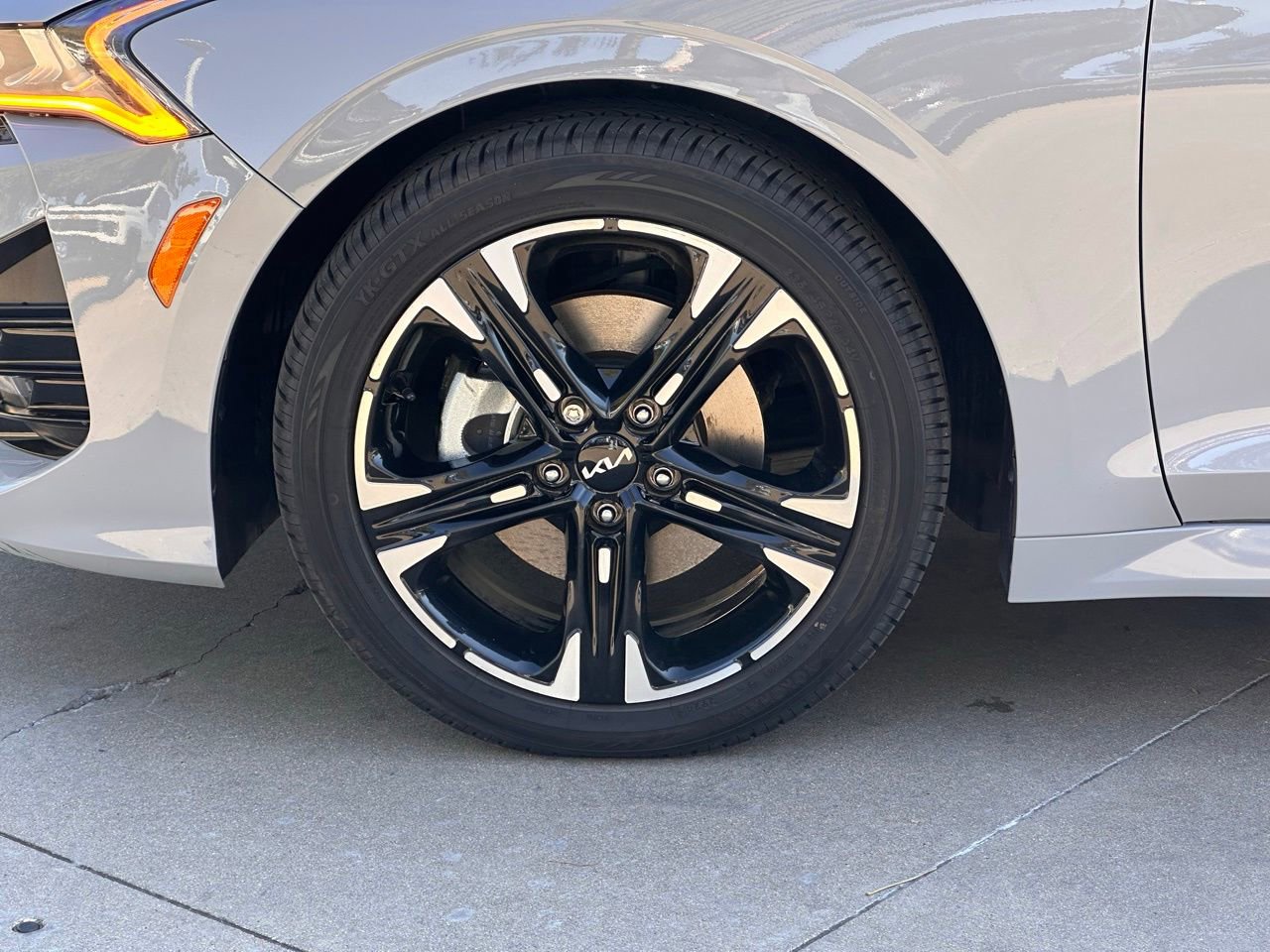 Used 2023 Kia K5 GT-Line w/ GT-Line Premium Package image 7