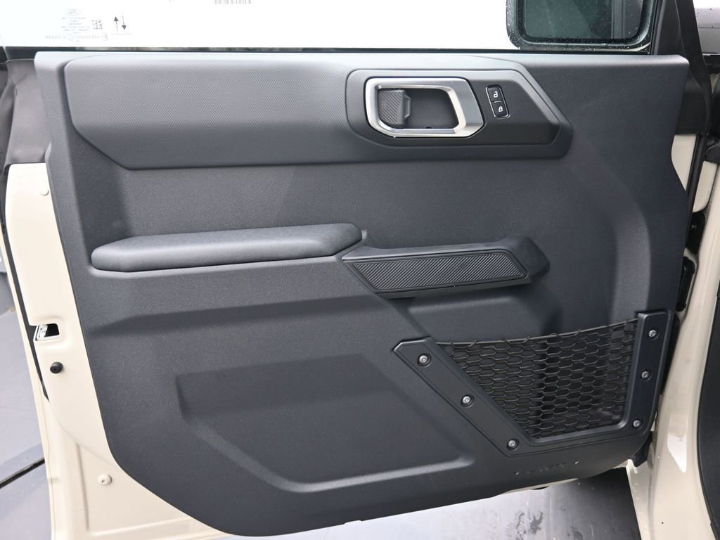 New 2025 Ford Bronco Big Bend image 17