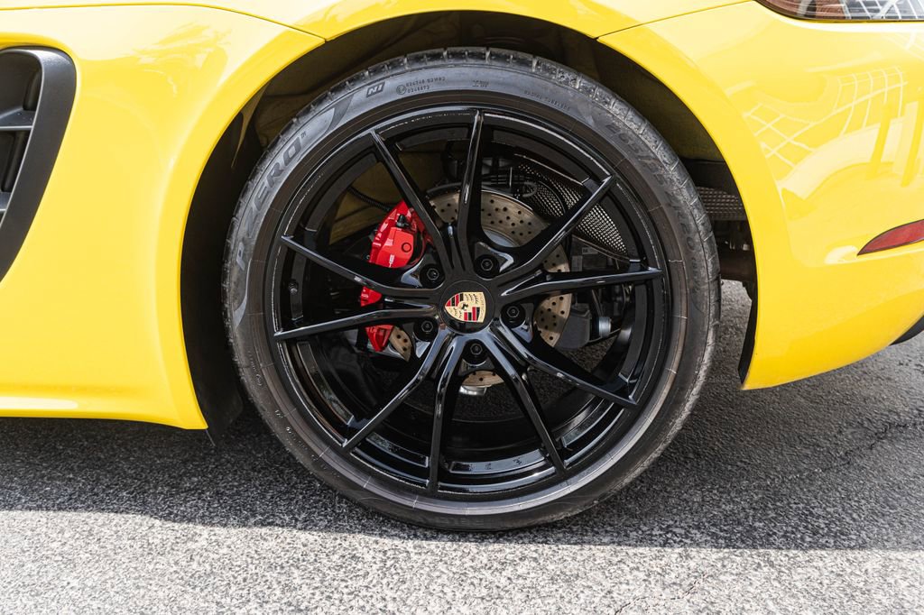 Used 2023 Porsche 718 Boxster S RWD image 32