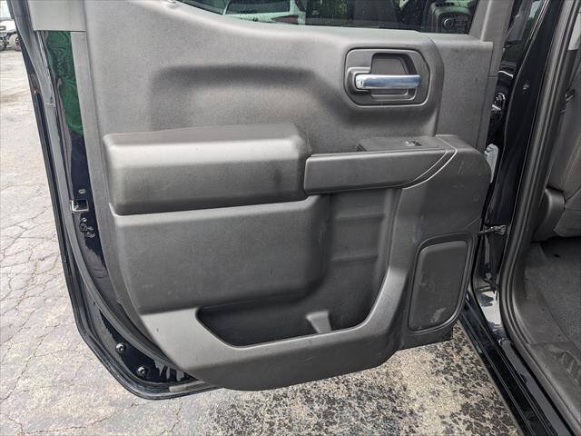 Used 2023 Chevrolet Silverado 1500 Custom w/ LPO, Dark Essentials Package AWD/4WD image 13