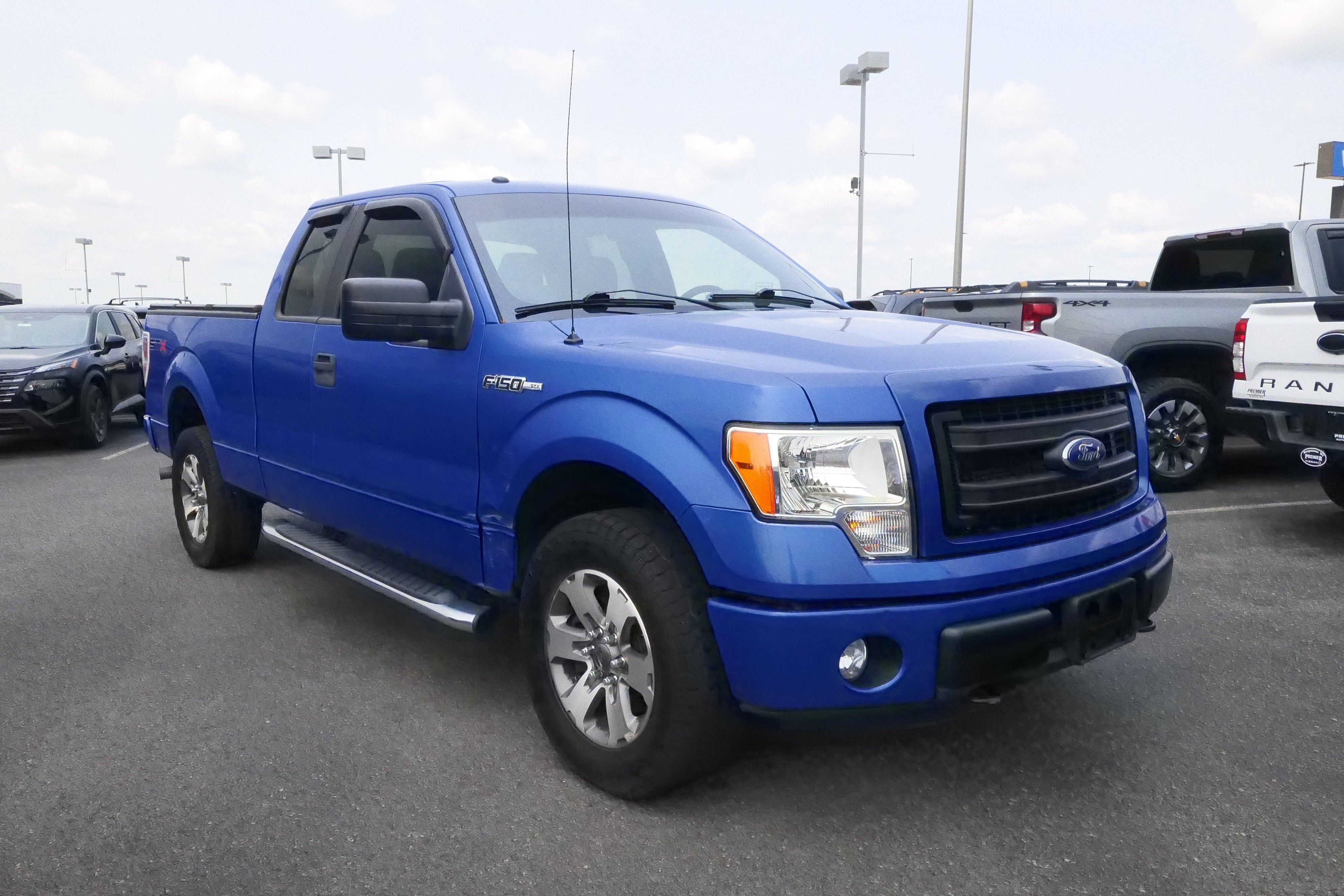 Used 2013 Ford F150 STX w/ Mid Equipment Group AWD/4WD image 2