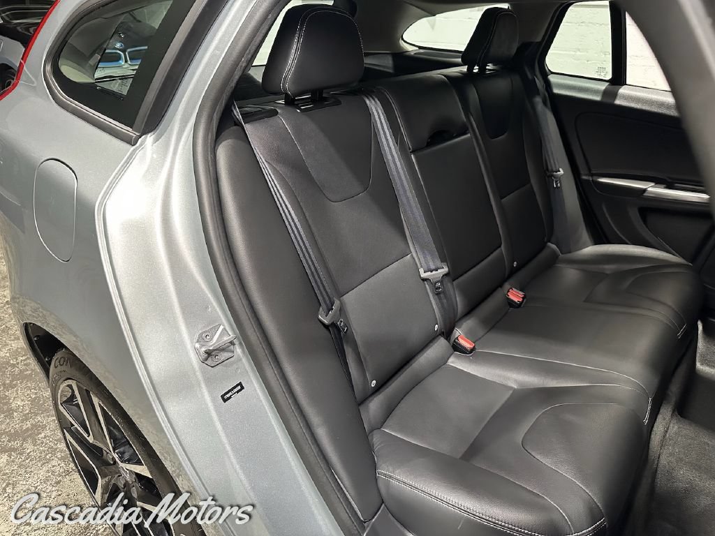 Used 2018 Volvo V60 T5 Dynamic w/ Vision Package AWD/4WD image 13