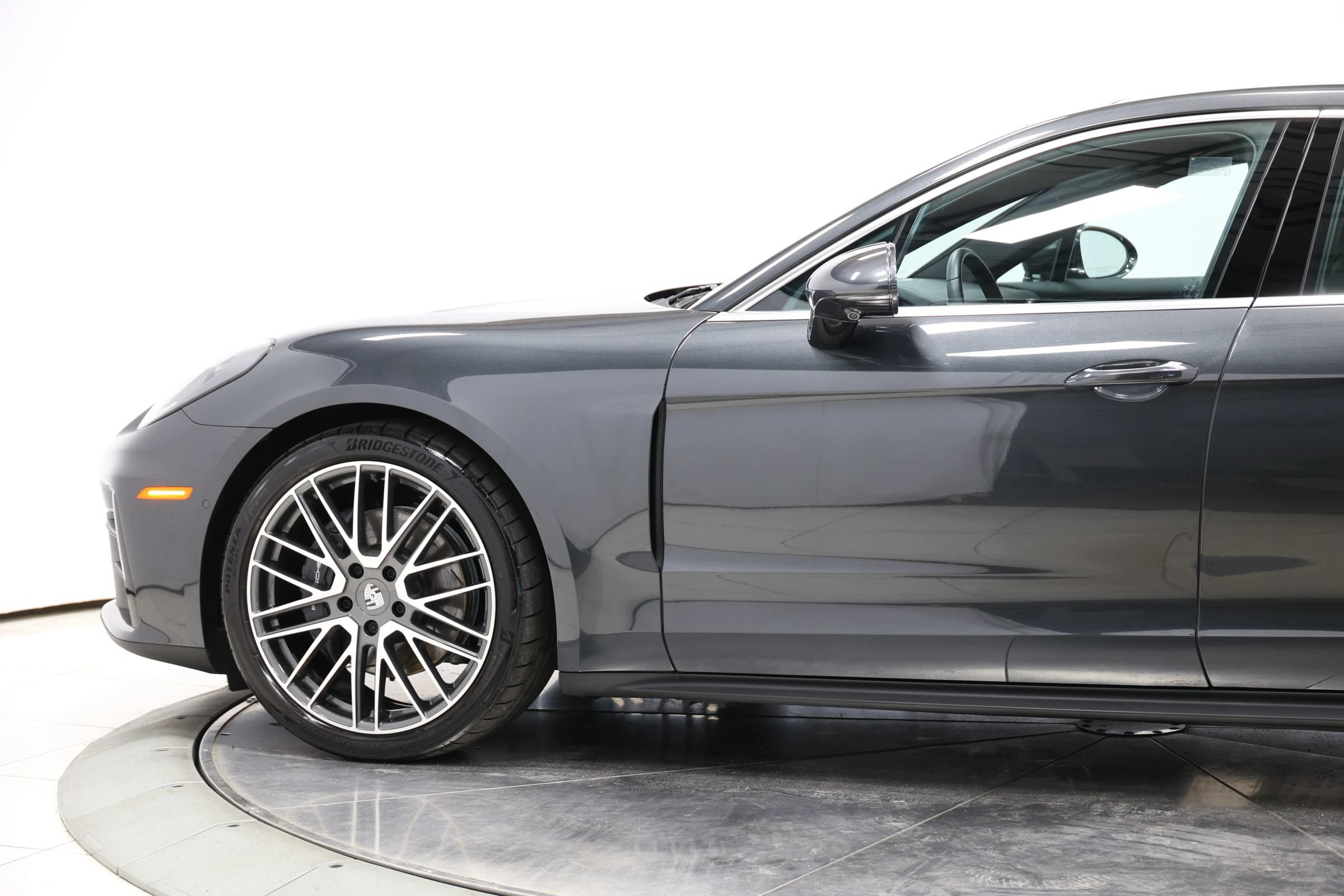 Used 2026 Porsche Panamera 4 w/ Premium Package AWD/4WD image 7