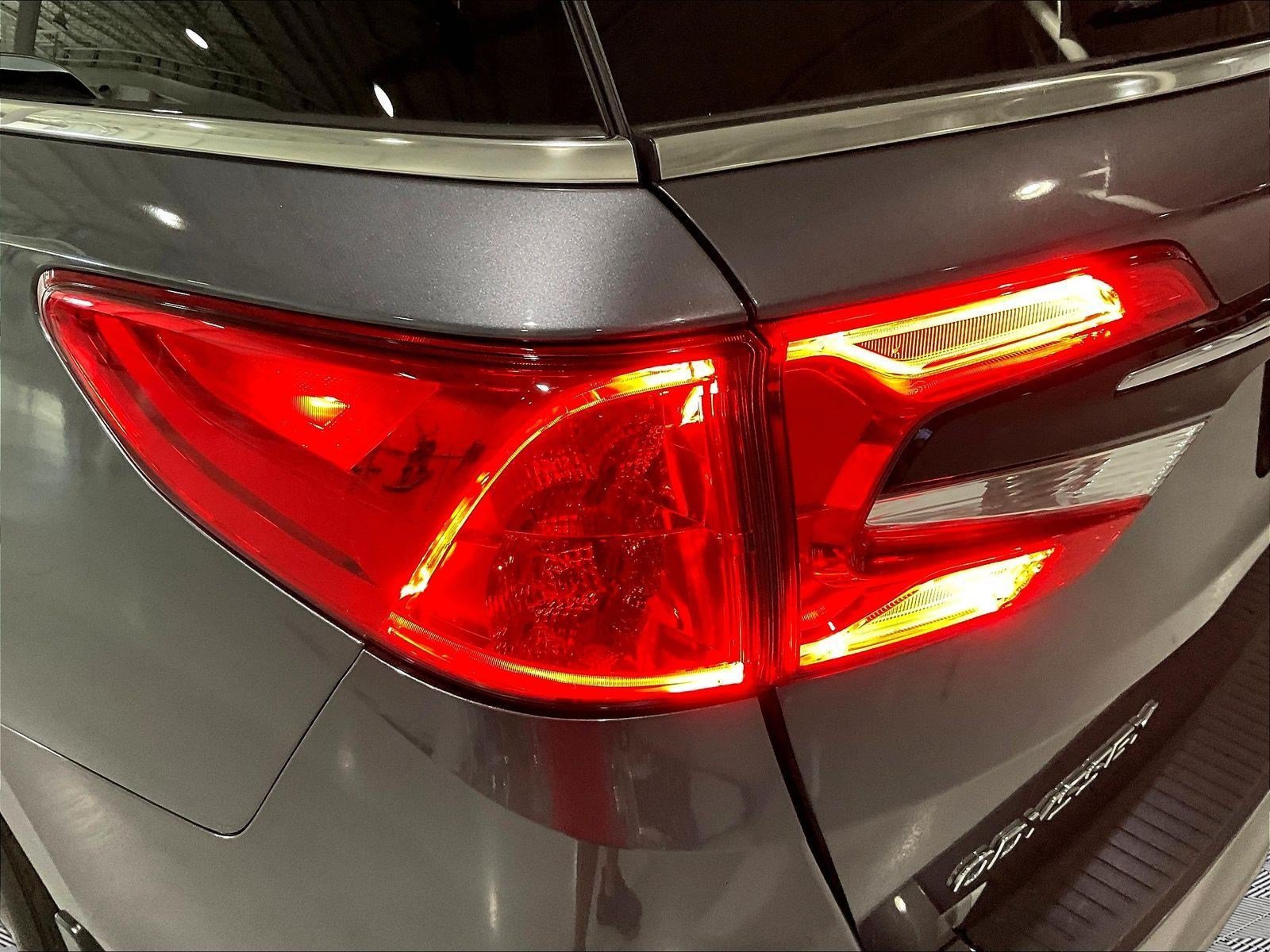 Used 2024 Honda Odyssey EX-L image 23