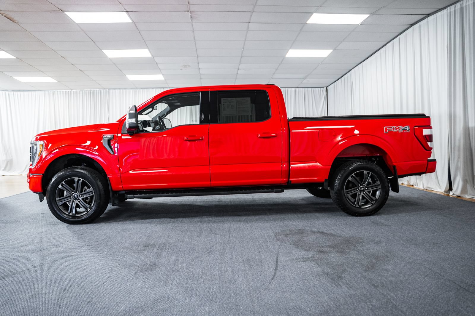 Used 2022 Ford F150 Lariat w/ Equipment Group 502A High AWD/4WD image 4