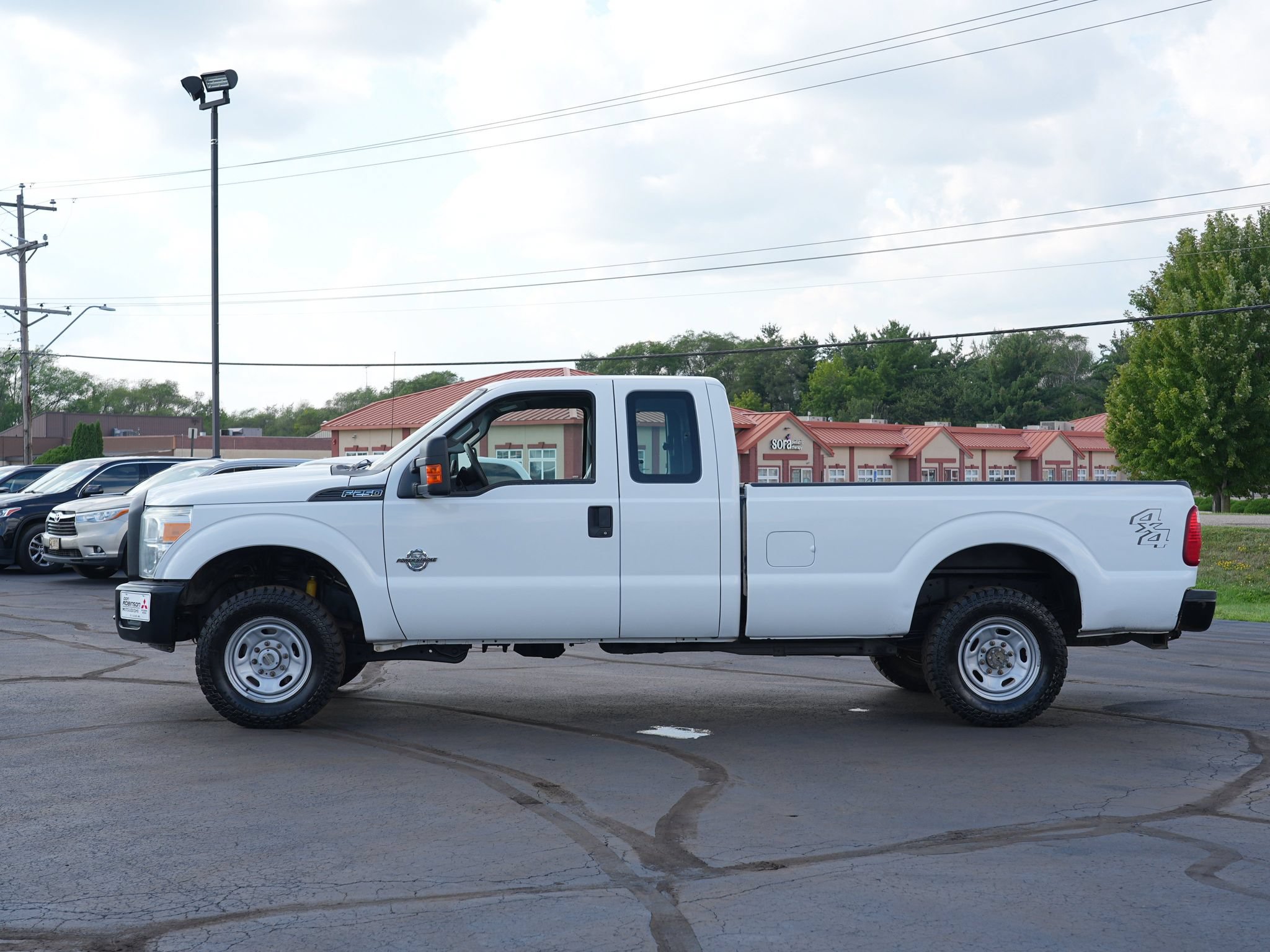 Used 2015 Ford F250 XL w/ Power Equipment Group AWD/4WD image 7