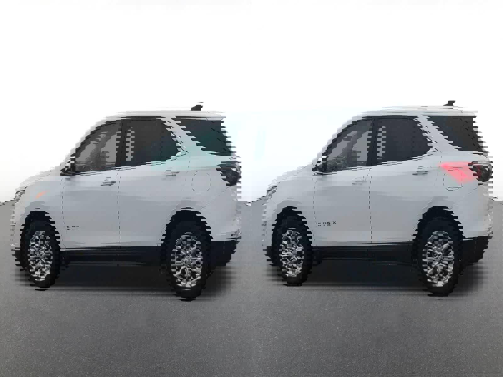 Used 2019 Chevrolet Equinox LT w/ Driver Convenience Package image 3