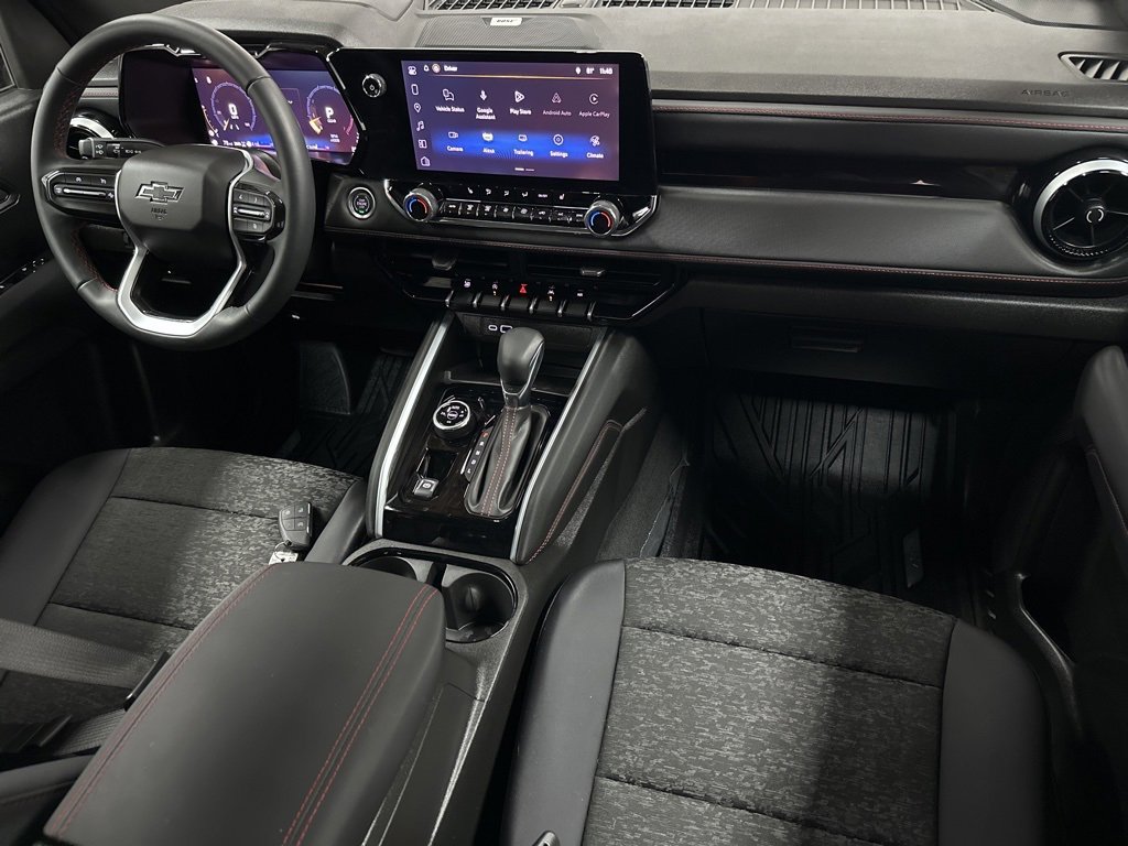 Used 2025 Chevrolet Colorado Z71 w/ Midnight Edition image 13