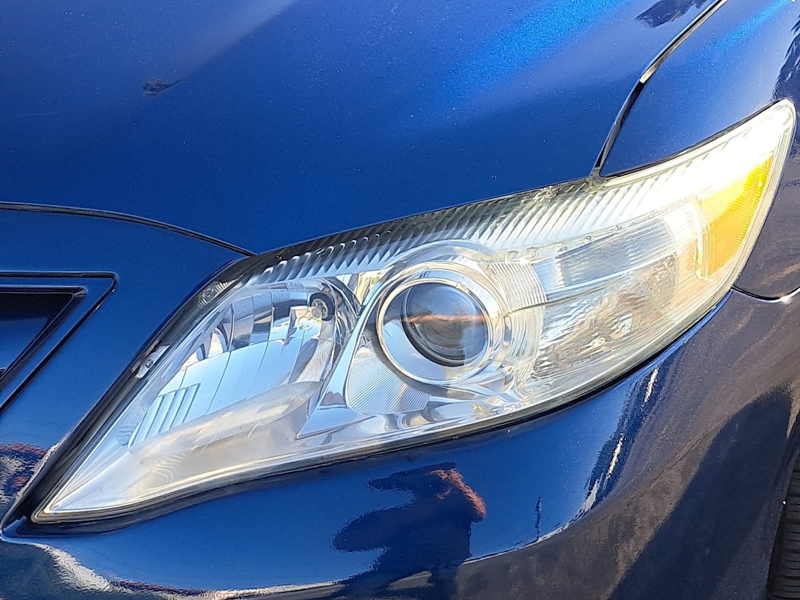 Used 2011 Toyota Camry LE FWD image 30