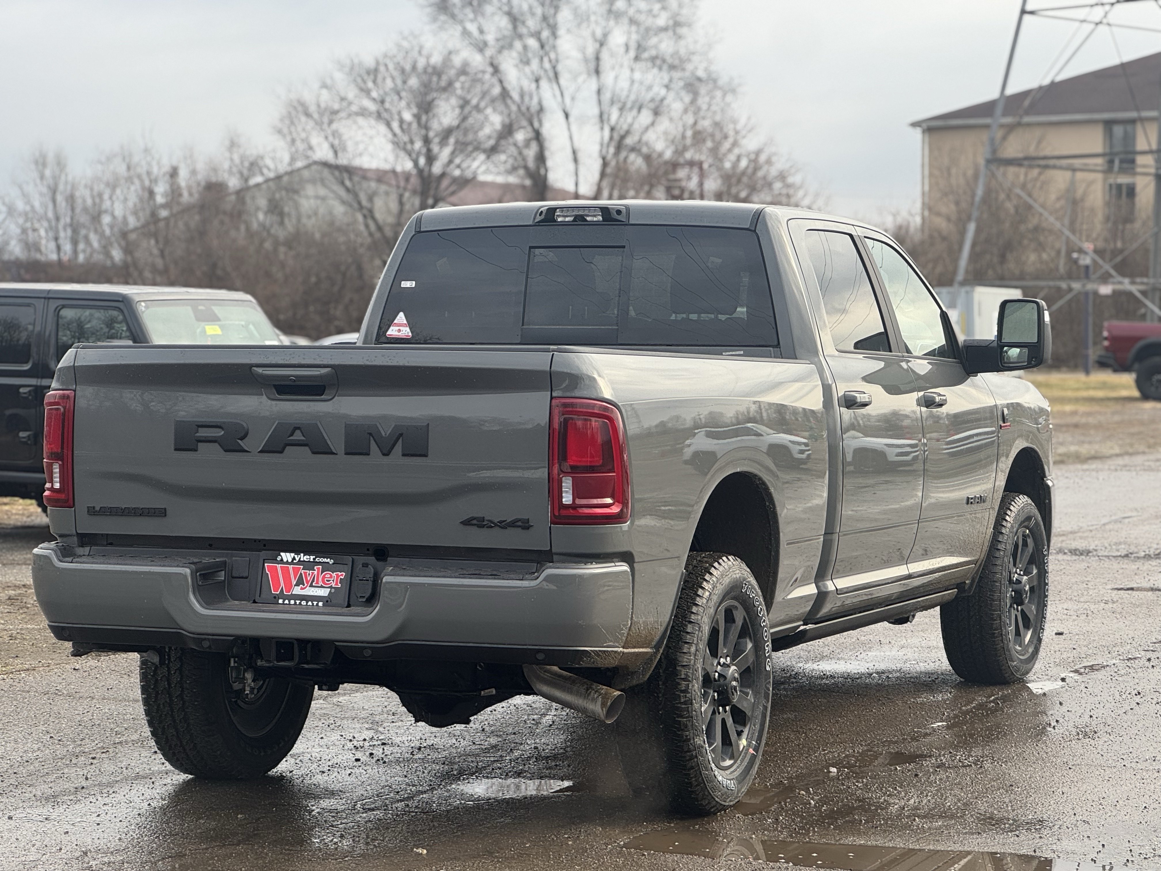 New 2026 RAM 2500 Laramie AWD/4WD image 8