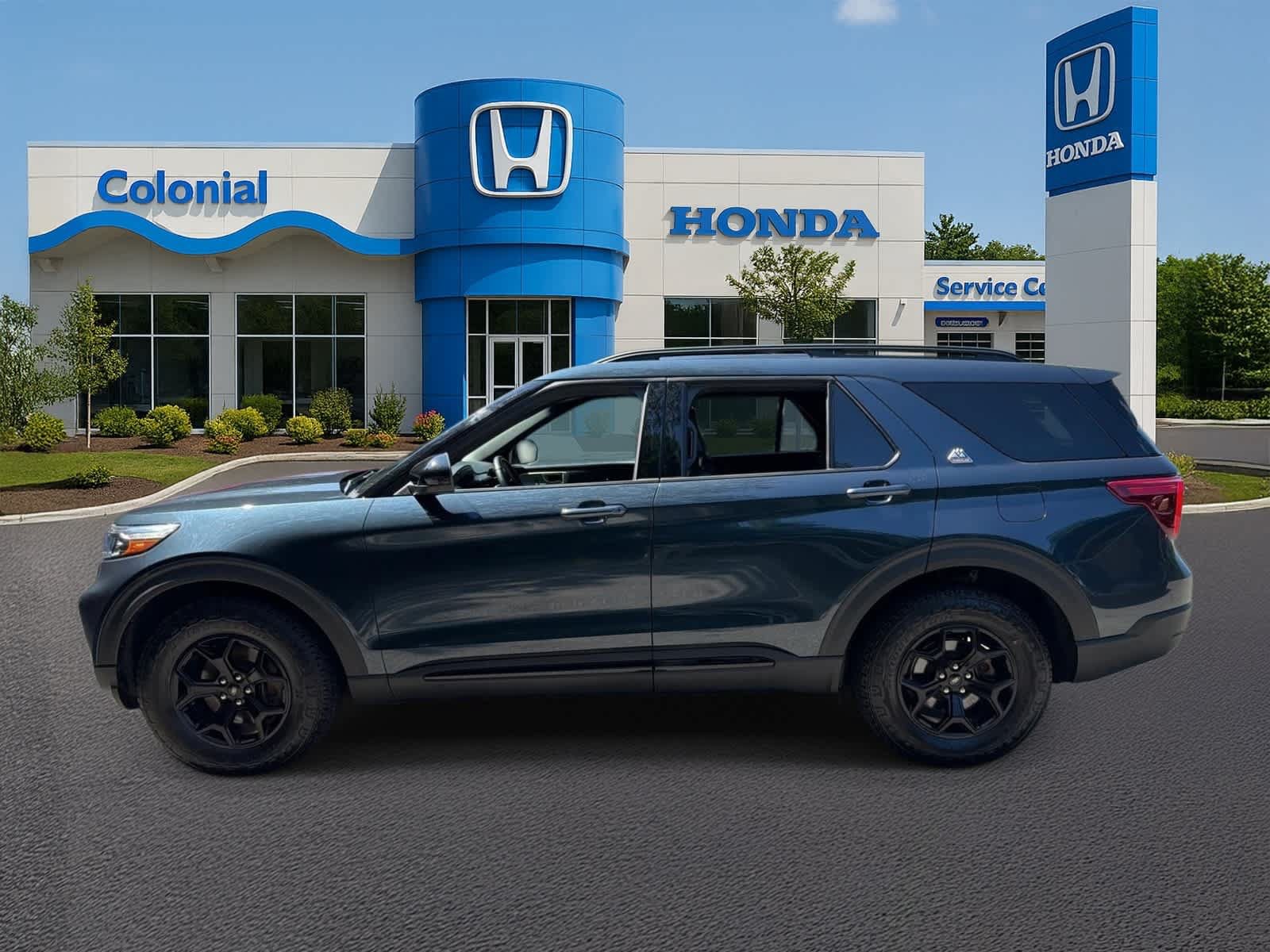 Used 2024 Ford Explorer Timberline w/ Timberline Technology Package AWD/4WD image 3